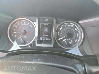 2018 Toyota Tacoma SR5 Crew Cab Medium Bed - miniatura 10