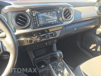 2018 Toyota Tacoma SR5 Crew Cab Medium Bed - miniatura 11