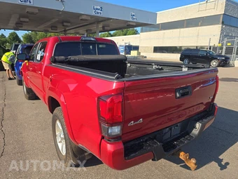 2018 Toyota Tacoma SR5 Crew Cab Medium Bed - miniatura 6