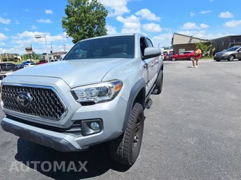 2018 Toyota Tacoma TRD Off-Road Crew Cab Long Bed