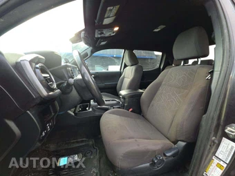 2018 Toyota Tacoma TRD Off-Road Crew Cab Long Bed - miniatura 3