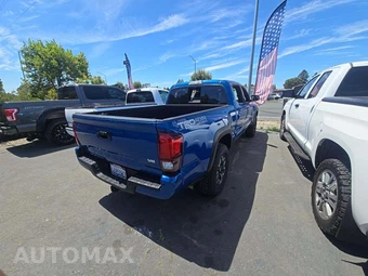 2018 Toyota Tacoma TRD Off-Road Crew Cab Long Bed - miniatura 3