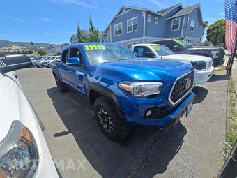 2018 Toyota Tacoma TRD Off-Road Crew Cab Long Bed - miniatura 4