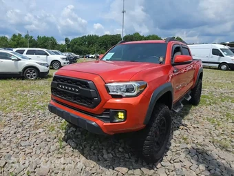 2018 Toyota Tacoma TRD Off-Road Crew Cab Medium Bed