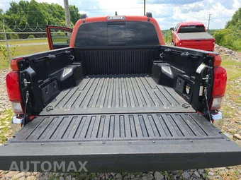 2018 Toyota Tacoma TRD Off-Road Crew Cab Medium Bed - miniatura 11