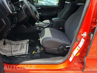 2018 Toyota Tacoma TRD Off-Road Crew Cab Medium Bed - miniatura 3
