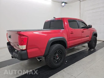 2018 Toyota Tacoma TRD Off-Road Crew Cab Medium Bed - miniatura 4