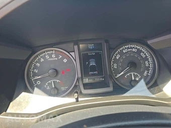 2018 Toyota Tacoma TRD Off-Road Crew Cab Medium Bed - miniatura 6