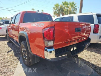 2018 Toyota Tacoma TRD Off-Road Crew Cab Medium Bed - miniatura 2