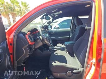 2018 Toyota Tacoma TRD Off-Road Crew Cab Medium Bed - miniatura 6