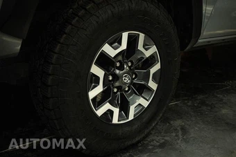 2018 Toyota Tacoma TRD Off-Road Crew Cab Medium Bed - miniatura 3