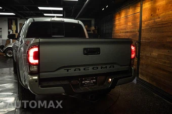 2018 Toyota Tacoma TRD Off-Road Crew Cab Medium Bed - miniatura 6