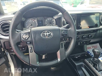 2018 Toyota Tacoma TRD Off-Road Crew Cab Medium Bed - miniatura 10