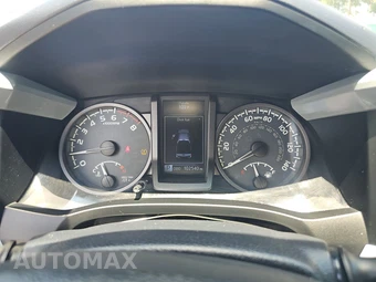 2018 Toyota Tacoma TRD Off-Road Crew Cab Medium Bed - miniatura 12