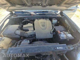 2018 Toyota Tacoma TRD Off-Road Crew Cab Medium Bed - miniatura 24