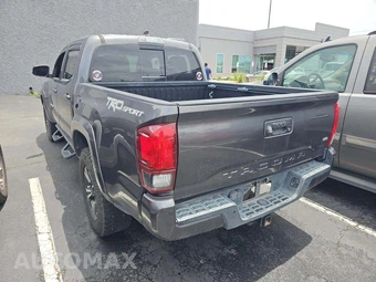 2018 Toyota Tacoma TRD Sport Crew Cab Medium Bed - miniatura 2