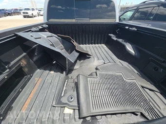 2018 Toyota Tacoma TRD Sport Crew Cab Medium Bed - miniatura 16