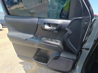 2018 Toyota Tacoma TRD Sport Crew Cab Medium Bed - miniatura 9