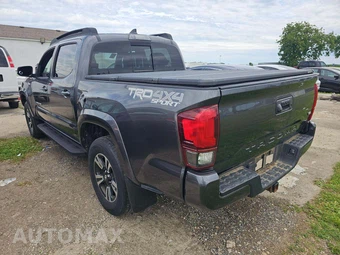 2018 Toyota Tacoma TRD Sport Crew Cab Medium Bed - miniatura 2