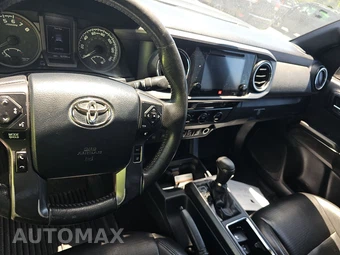 2018 Toyota Tacoma TRD Sport Crew Cab Medium Bed - miniatura 11