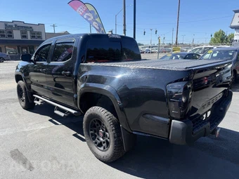 2018 Toyota Tacoma TRD Sport Crew Cab Medium Bed - miniatura 4