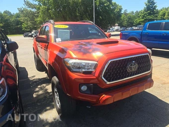 2018 Toyota Tacoma TRD Sport Crew Cab Medium Bed - miniatura 4