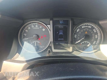 2018 Toyota Tacoma TRD Sport Crew Cab Medium Bed - miniatura 9
