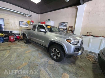 2018 Toyota Tacoma TRD Sport Extended Cab Long Bed w/Rear Doors - miniatura 4