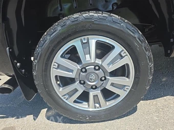 2018 Toyota Tundra 1794 Edition Crew Cab Short Bed - miniatura 10