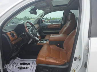 2018 Toyota Tundra 1794 Edition Crew Cab Short Bed - miniatura 7