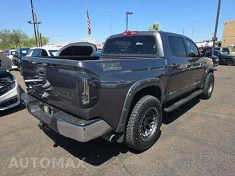 2018 Toyota Tundra SR5 Crew Cab Short Bed - miniatura 3