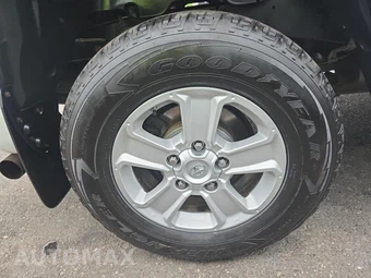 2018 Toyota Tundra SR5 Plus Crew Cab Short Bed - miniatura 10