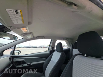 2018 Toyota Yaris L Hatchback - miniatura 18