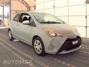 2018 Toyota Yaris L Hatchback - miniatura 3