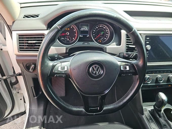 2018 Volkswagen Atlas V6 SE - miniatura 10