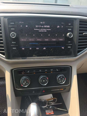 2018 Volkswagen Atlas V6 SE - miniatura 10
