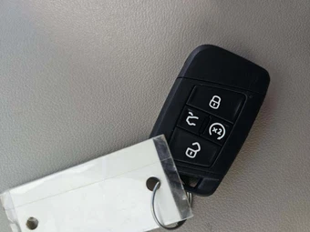 2018 Volkswagen Atlas V6 SE w/Technology - miniatura 8