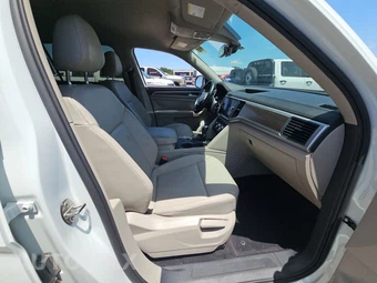 2018 Volkswagen Atlas V6 SE w/Technology - miniatura 6