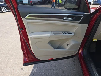 2018 Volkswagen Atlas V6 SEL - miniatura 9
