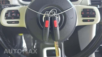 2018 Volkswagen Beetle Convertible S - miniatura 21