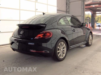 2018 Volkswagen Beetle S Hatchback - miniatura 4