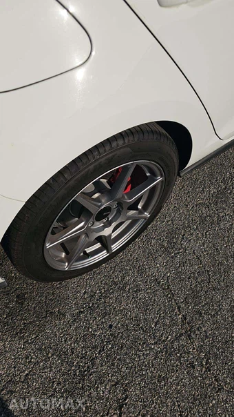 2018 Volkswagen Golf GTI S Hatchback - miniatura 23