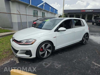 2018 Volkswagen Golf GTI SE Hatchback