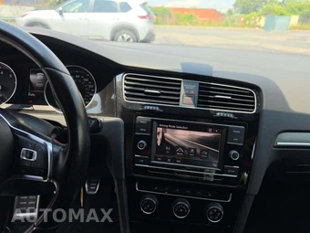 2018 Volkswagen Golf GTI SE Hatchback – miniatura 10