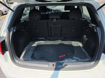2018 Volkswagen Golf GTI SE Hatchback – miniatura 14