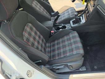2018 Volkswagen Golf GTI SE Hatchback – miniatura 18