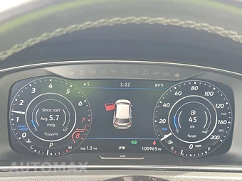 2018 Volkswagen Golf R Hatchback w/DCC & Navigation - miniatura 18