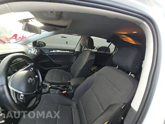 2018 Volkswagen Golf S Hatchback – miniatura 17