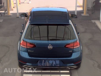 2018 Volkswagen Golf S Hatchback – miniatura 5
