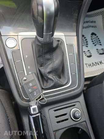 2018 Volkswagen Golf S Hatchback - miniatura 5